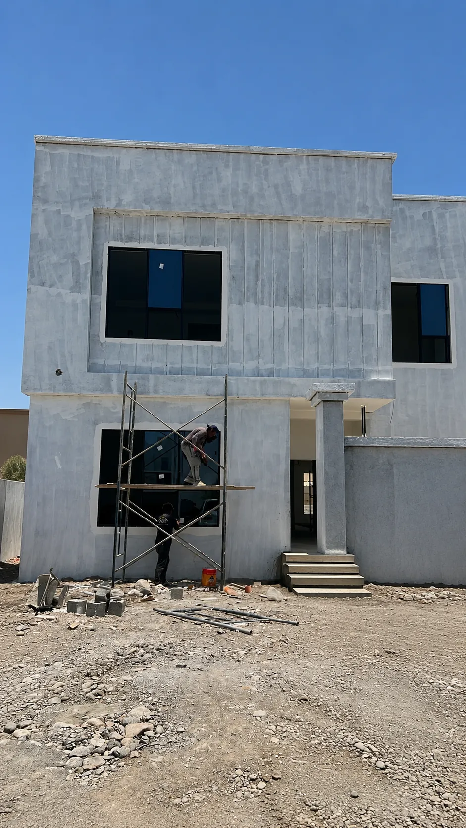 صيانة المنازل والمباني التجارية